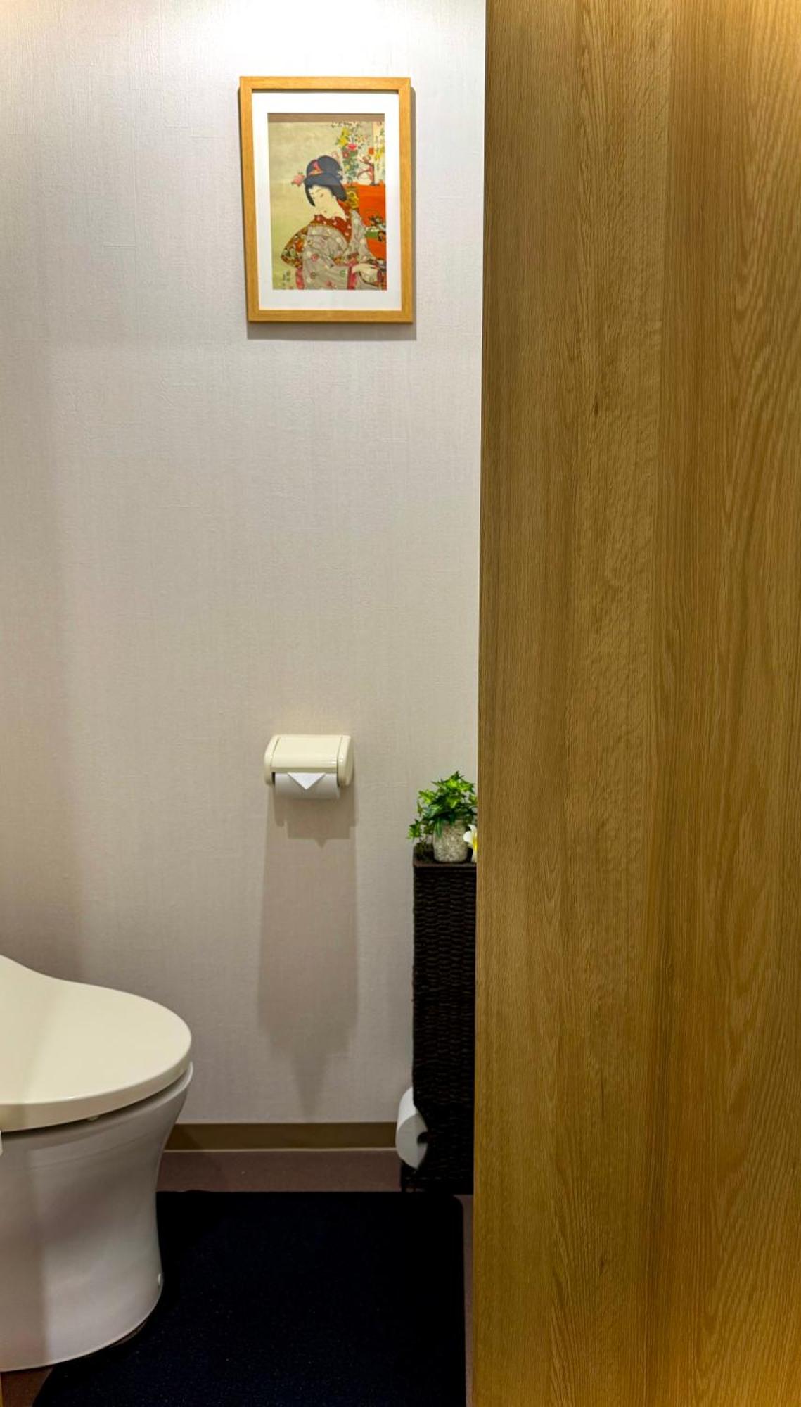 Modern And Traditional Fusion Villa In Umeda 3-Min Walk To Subway Ideal For Families And Groups Osaka Exterior photo